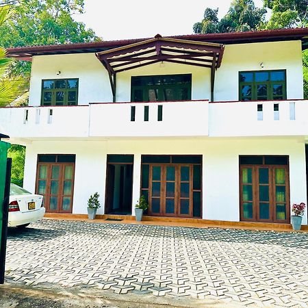 La Riya Ella - 05 Minutes To Ella Town Bed & Breakfast ภายนอก รูปภาพ
