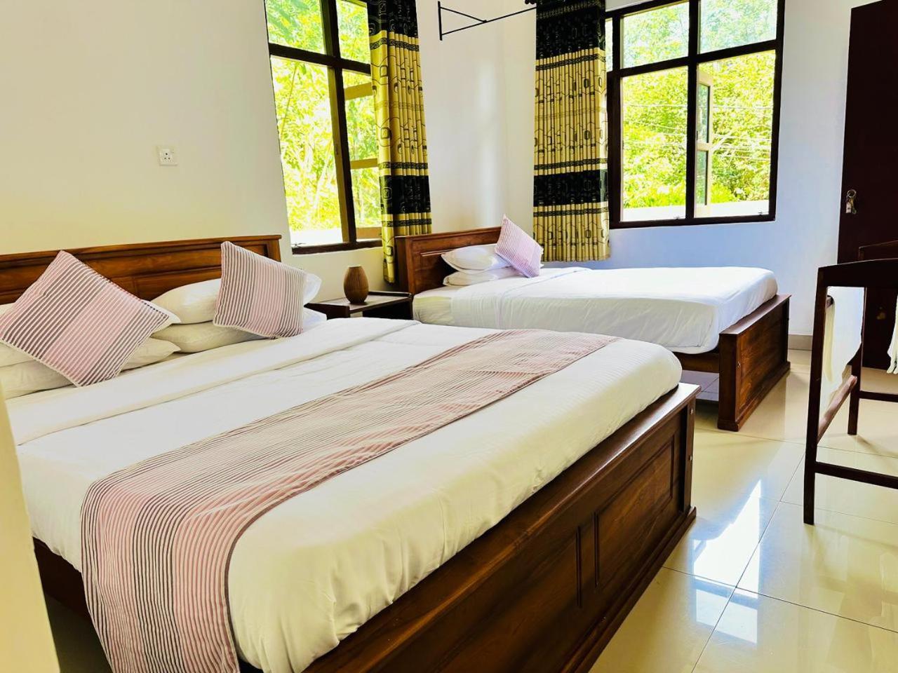La Riya Ella - 05 Minutes To Ella Town Bed & Breakfast ภายนอก รูปภาพ