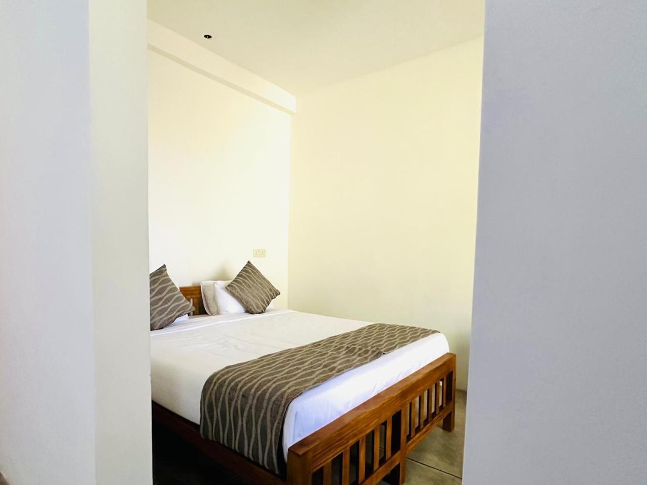 La Riya Ella - 05 Minutes To Ella Town Bed & Breakfast ภายนอก รูปภาพ