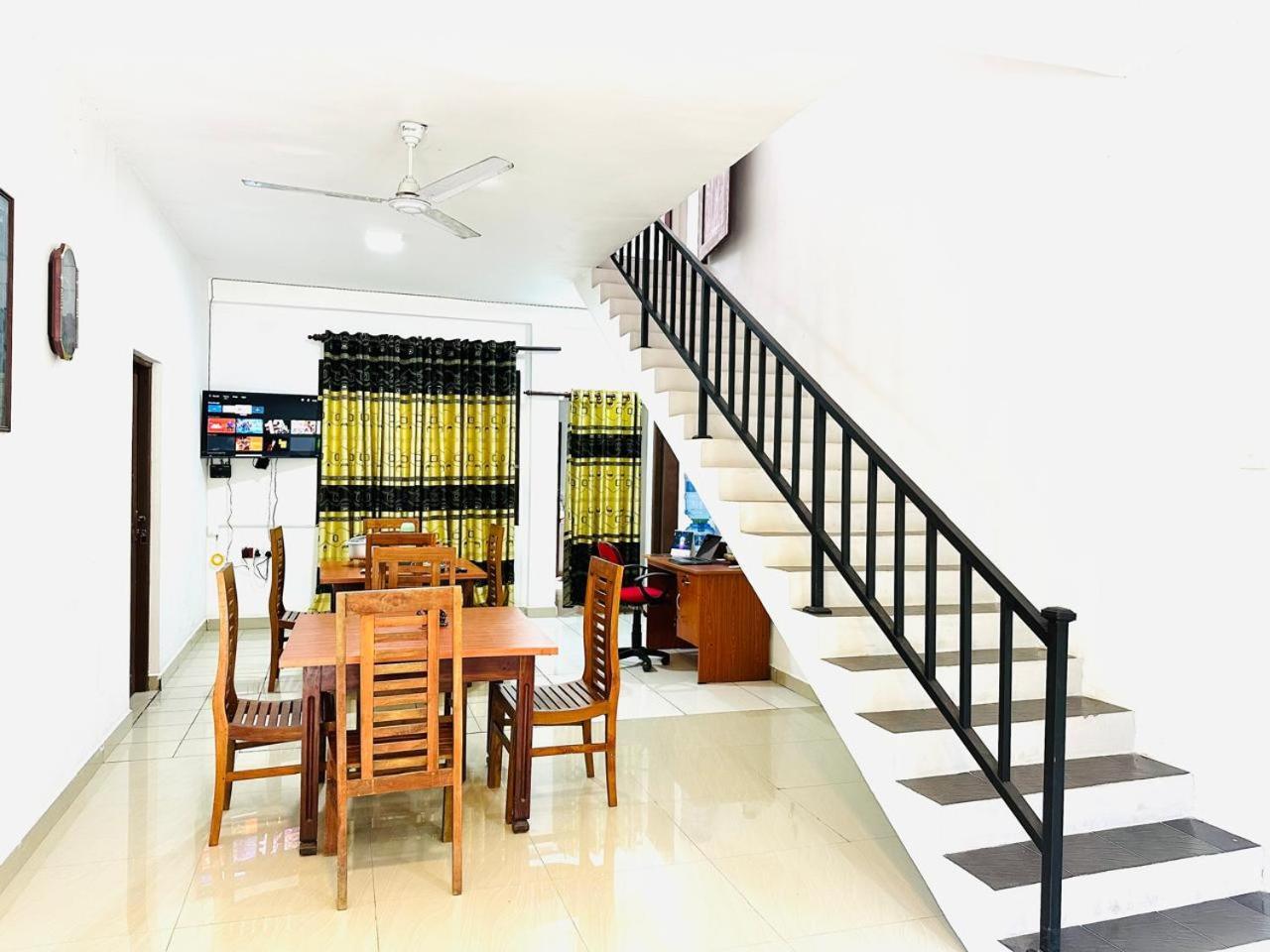 La Riya Ella - 05 Minutes To Ella Town Bed & Breakfast ภายนอก รูปภาพ